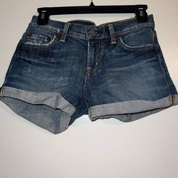 Citizens of humanity denim shorts. Size 25. Gently worn. Super cute & flattering - Picture 3 of 6
